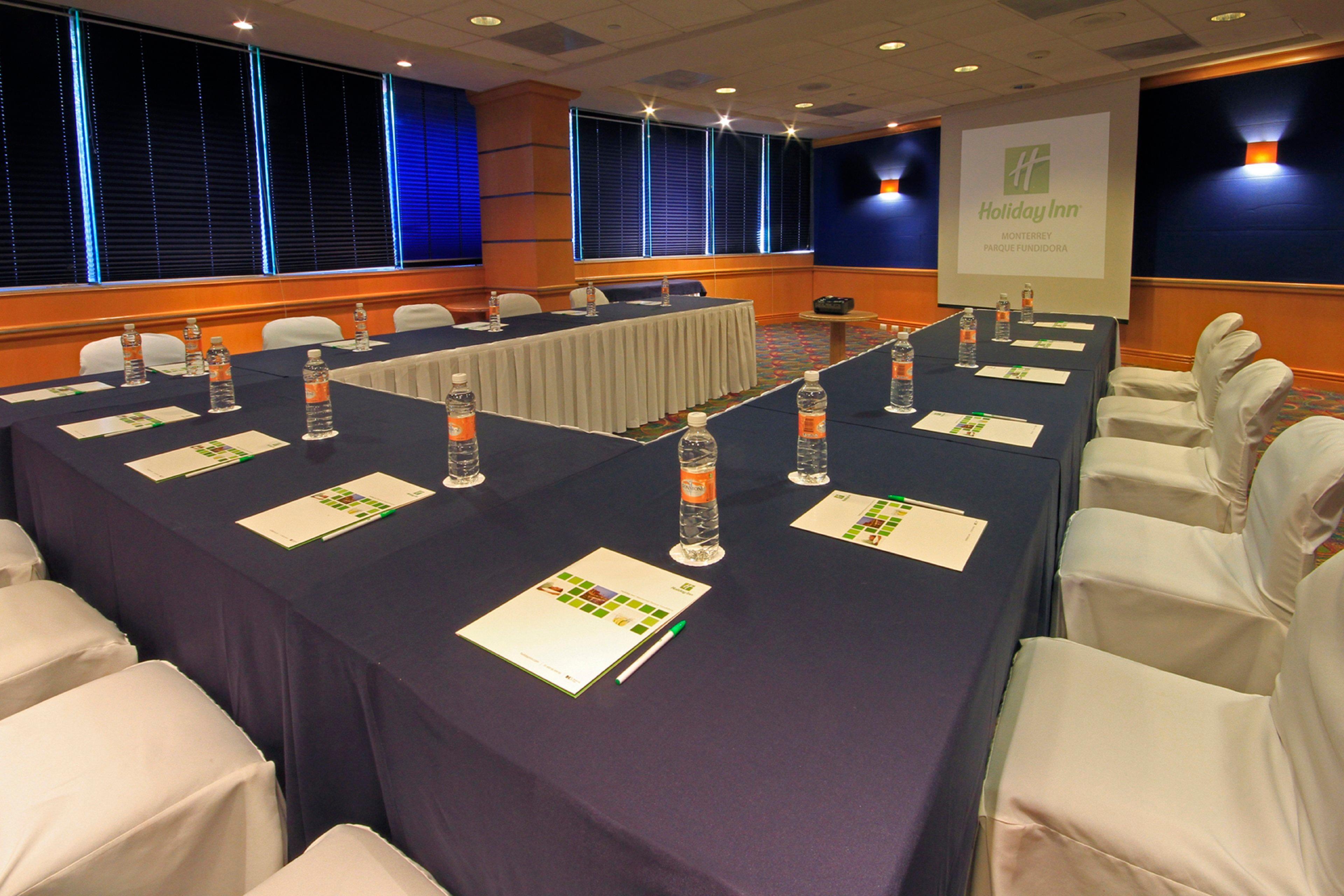 方迪多拉蒙特雷公园假日酒店 外观 照片 Meeting room