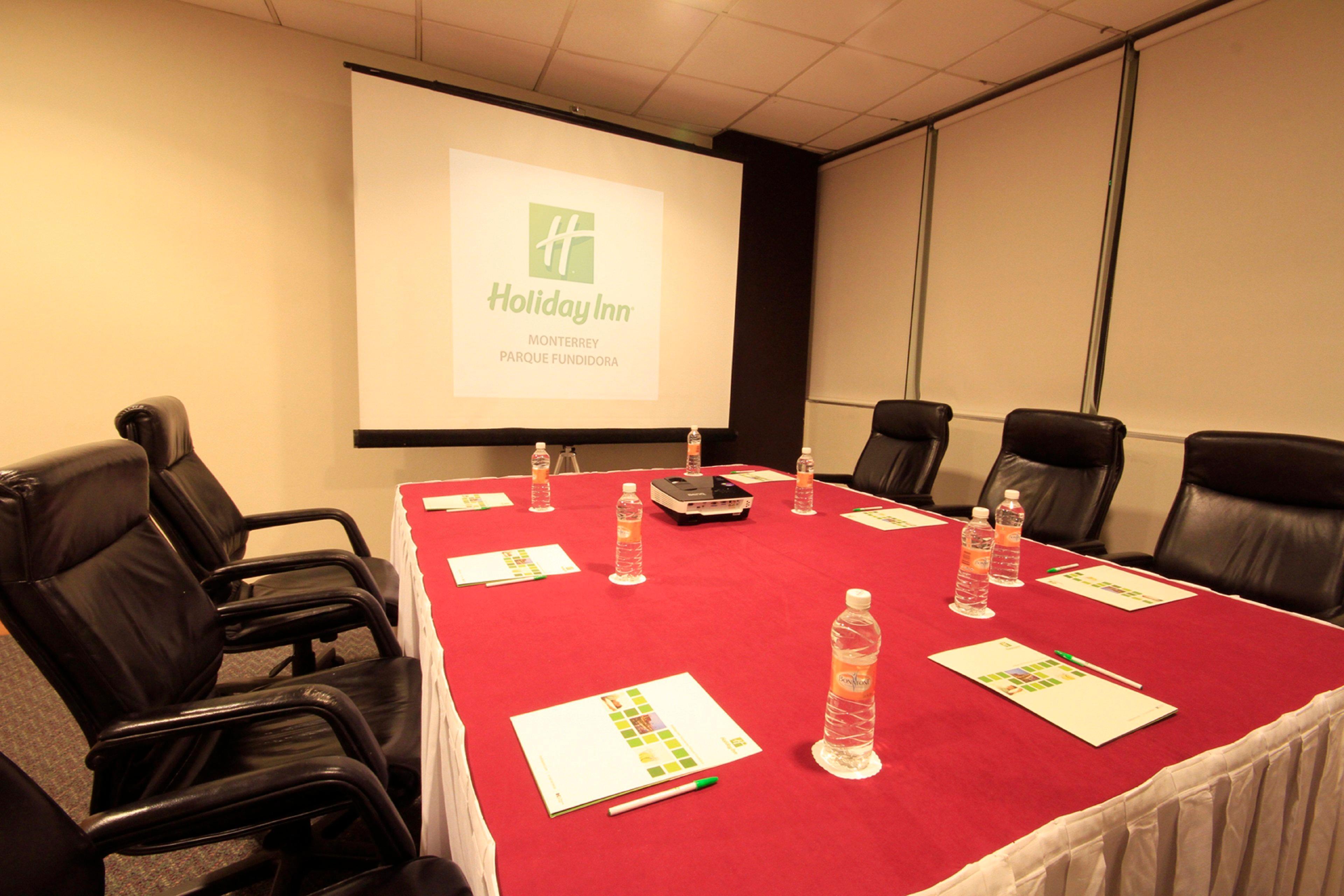 方迪多拉蒙特雷公园假日酒店 外观 照片 Meeting room