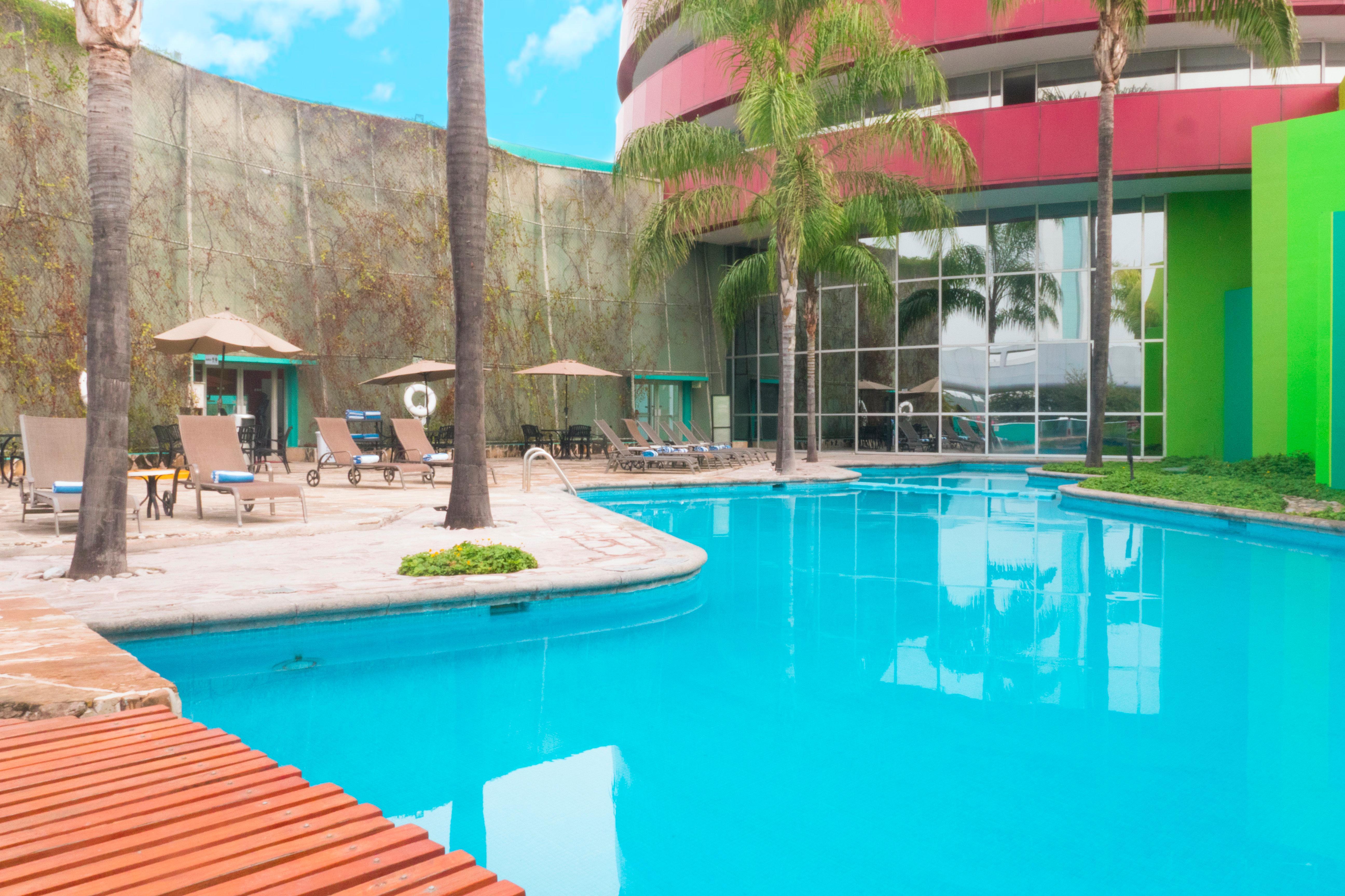 方迪多拉蒙特雷公园假日酒店 外观 照片 Hotel
