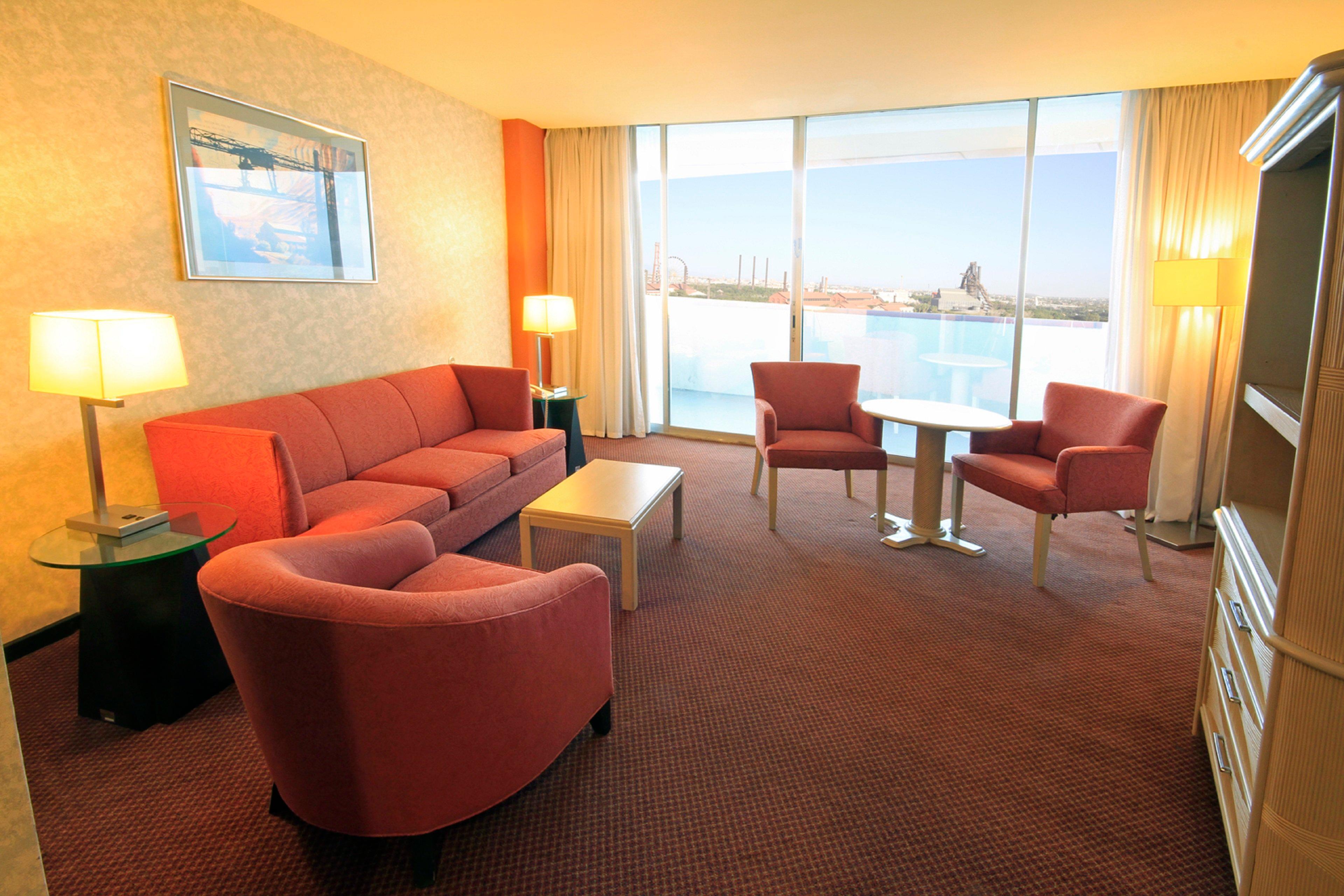 方迪多拉蒙特雷公园假日酒店 外观 照片 Living room