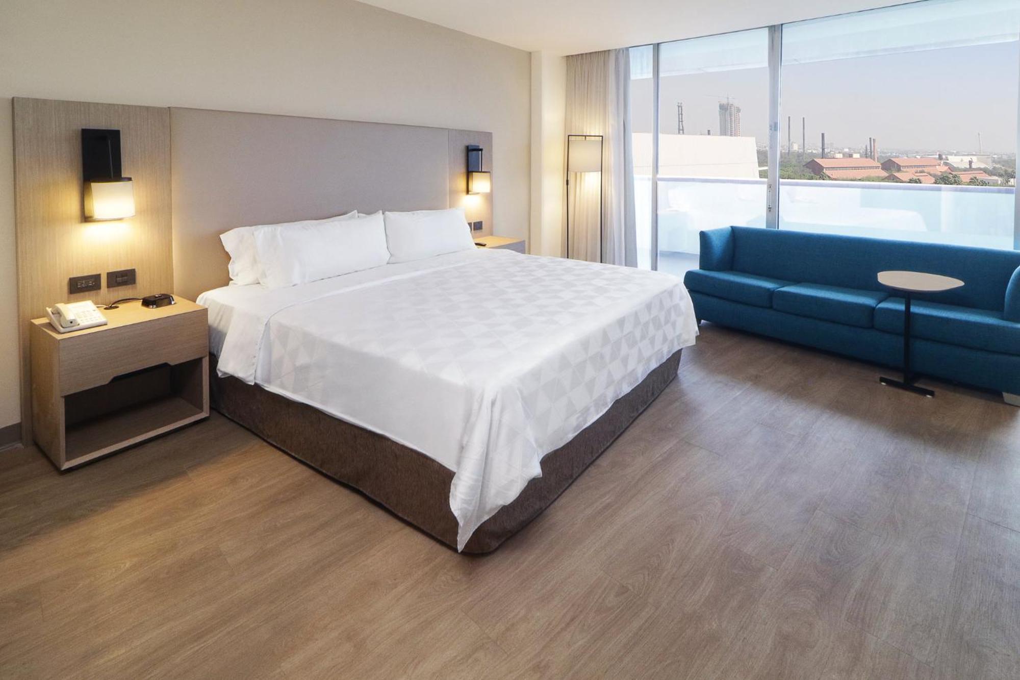 方迪多拉蒙特雷公园假日酒店 外观 照片 A room at the Hilton London Heathrow